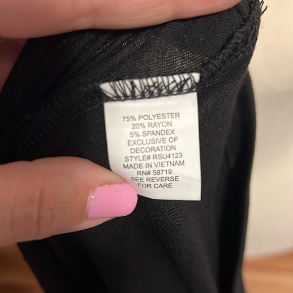 NY Collection Sequin Top - Picture 3 of 3